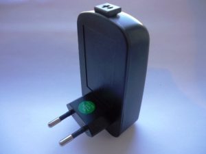 HUIBOLONG HTV60L2 PLUG IN TRANSFORMER (BLACK)